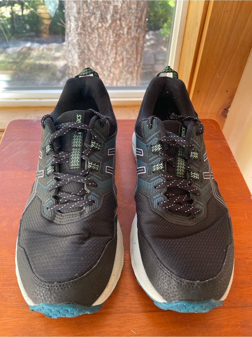 ASICS Black and Teal Wide Trail Runners, size 9